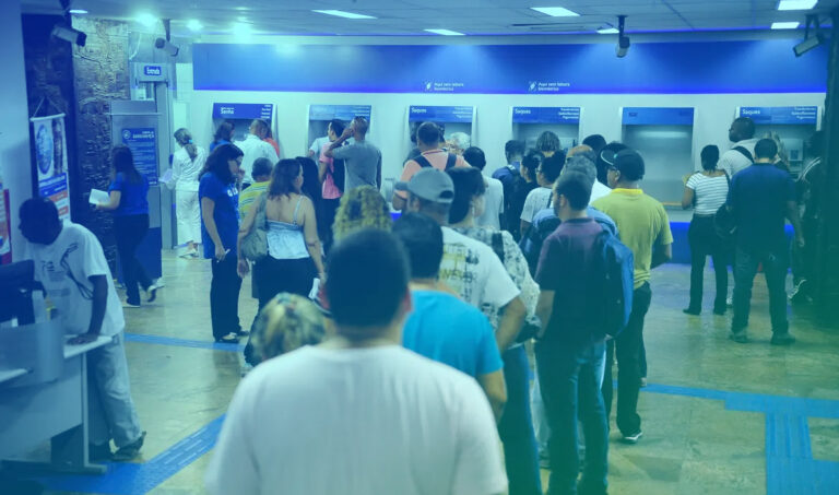 Leia mais sobre o artigo Ex-estagiária da Caixa é condenada por ter transferido valores de contas de clientes (22/10/2024)