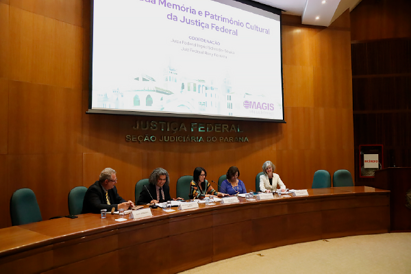 Leia mais sobre o artigo JFPR e Emagis promovem Jornada da Memória em Curitiba (21/10/2024)