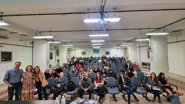 Leia mais sobre o artigo Juiz federal de Florianópolis ministra curso sobre linguística forense na UFSC (25/11/2024)