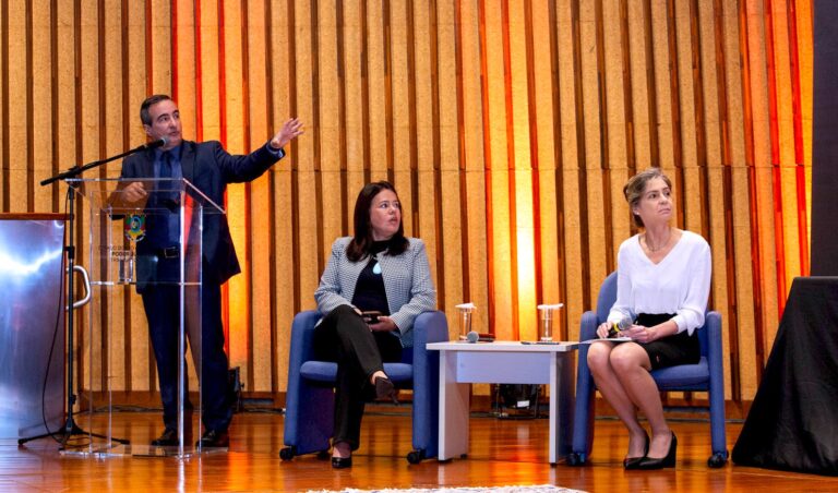 Leia mais sobre o artigo Congresso Gaúcho de Cooperação Judiciária debate processo eletrônico e sistemas inteligentes (22/11/2024)