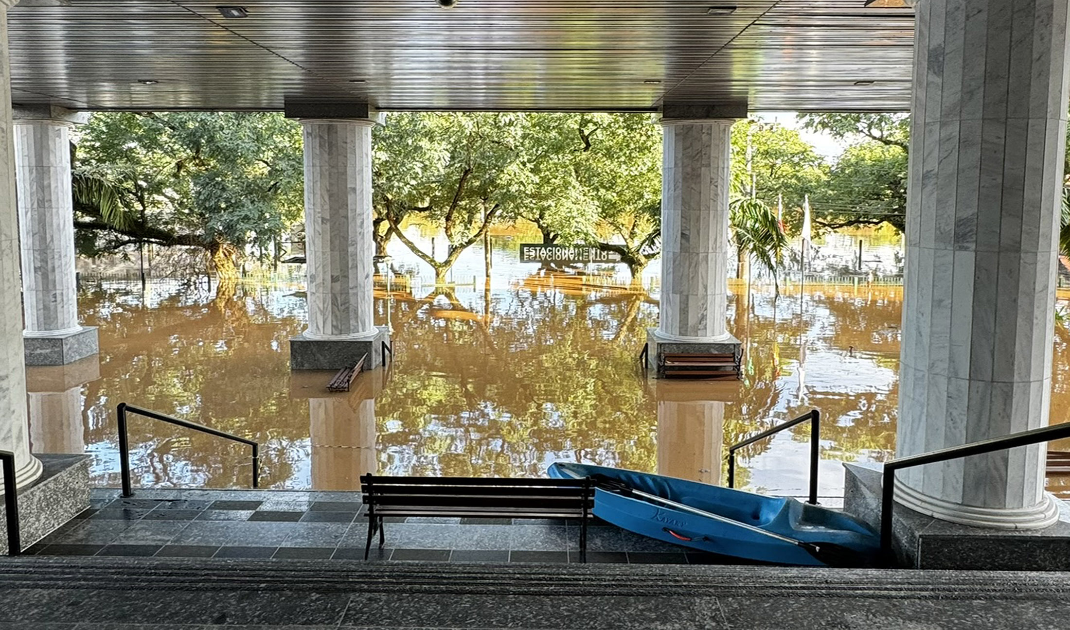 No momento, você está visualizando Lançada playlist com série de depoimentos sobre o desastre climático de maio de 2024 (17/12/2024)