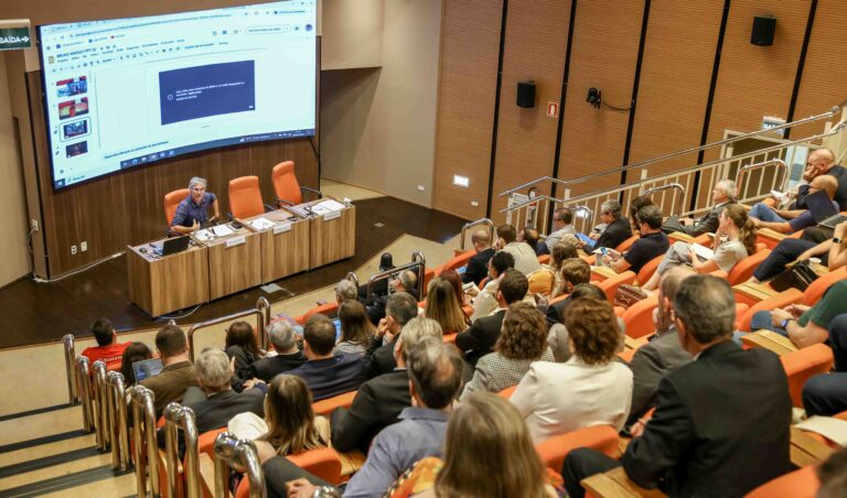 Leia mais sobre o artigo TRF4 promove curso sobre prevenção e enfrentamento da criminalidade de facções e milícias (28/03/2025)