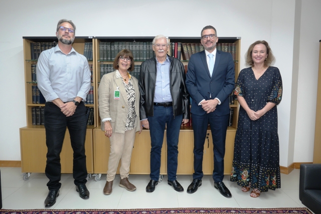 Leia mais sobre o artigo 7ª VF de Florianópolis recebe professores de linguística forense da University of Birmingham e da UFSC (10/04/2025)
