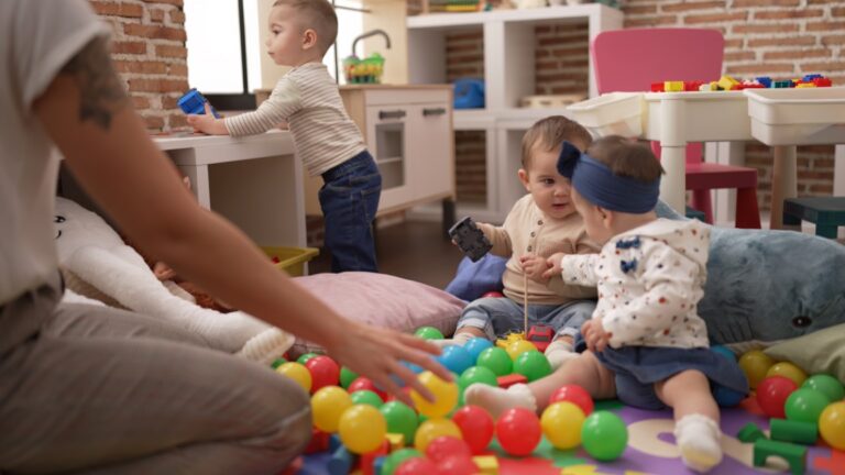Leia mais sobre o artigo Aposentadoria de monitora de creche será revista pelo INSS para equiparação à atividade de professores (25/06/2025)