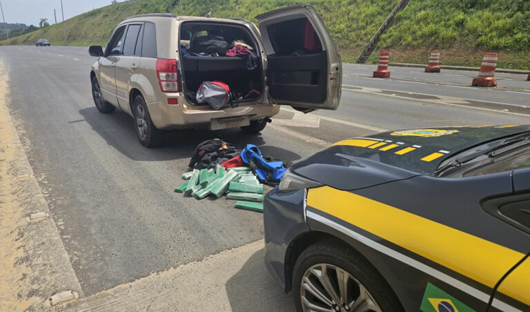 Leia mais sobre o artigo Homem paraguaio, flagrado transportando 106 Kg de maconha, é condenado em Porto Alegre (12/06/2025)