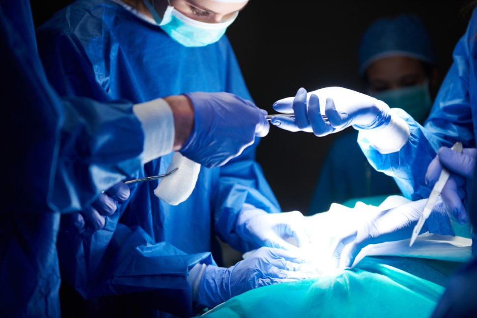 No momento, você está visualizando Hospital deve pagar danos morais e pensão a paciente vítima de erro médico (24/06/2025)
