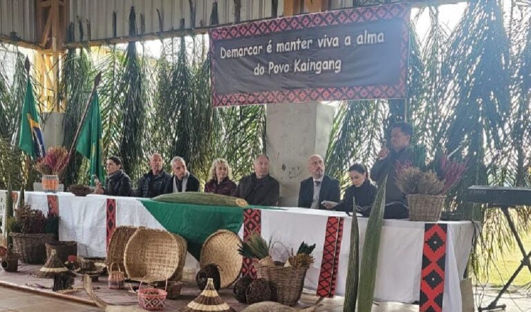 Leia mais sobre o artigo Comissões de Soluções Fundiárias dão início a processo de mediação envolvendo terras indígenas no norte do Estado (08/08/2025)