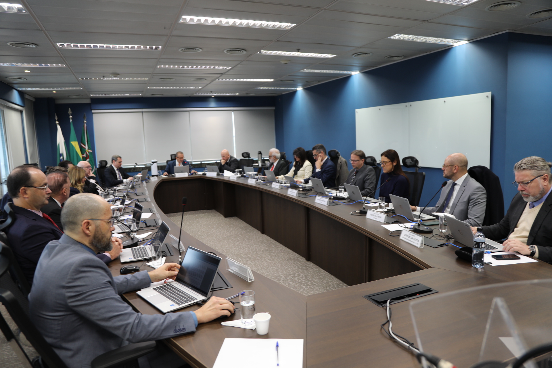 No momento, você está visualizando Novo colegiado realiza Sessão de Julgamento da TRUJEFs em Curitiba (18/08/2025)