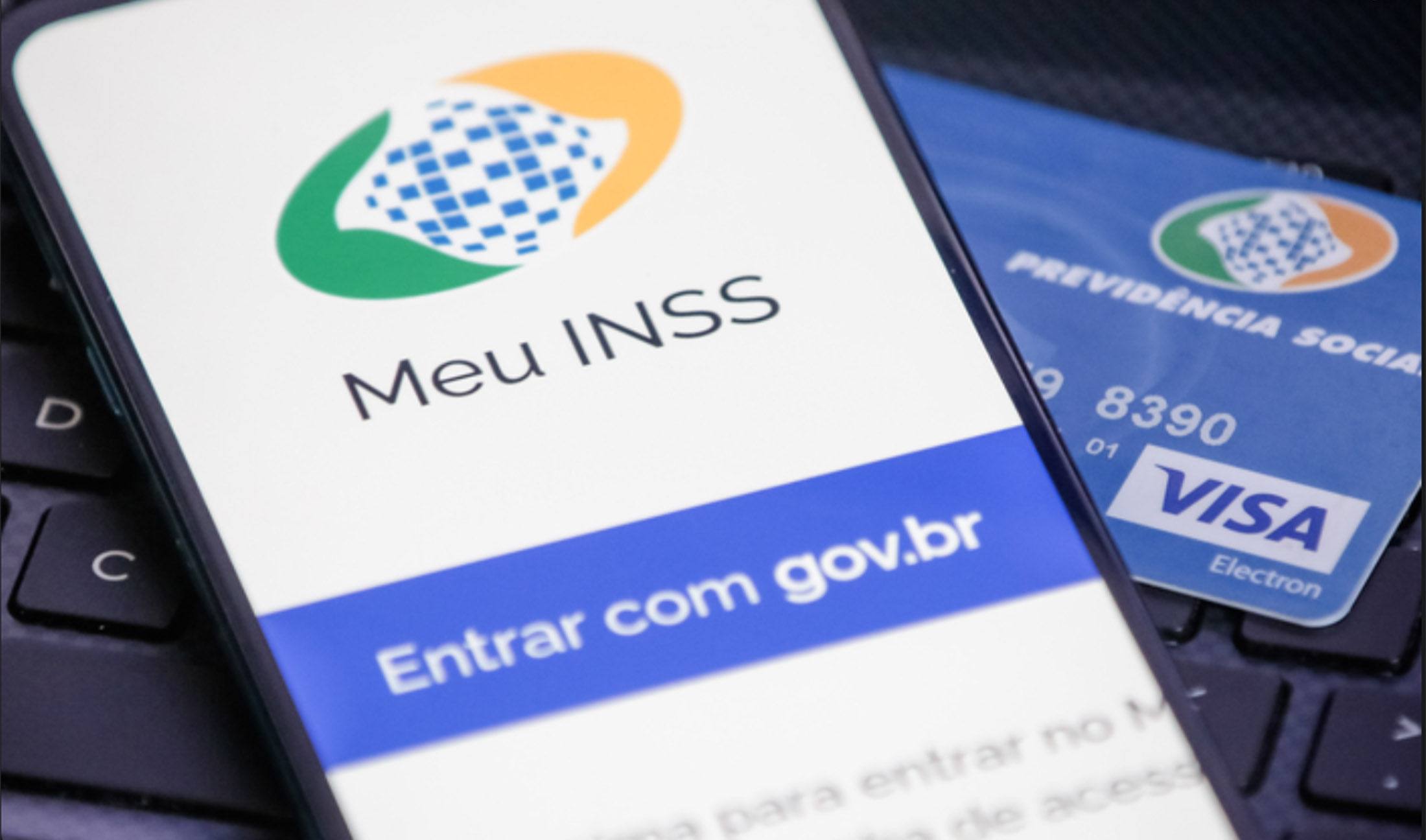 No momento, você está visualizando Quatro pessoas são condenadas por fraude e deverão ressarcir mais de R$900 mil ao INSS (18/08/2025)