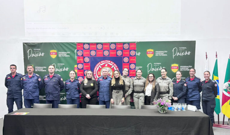 Leia mais sobre o artigo Magistradas da 4ª Região participam da instalação da Ouvidoria da Mulher do Corpo de Bombeiros/RS (02/10/2025)