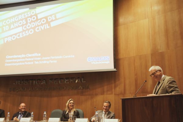 Leia mais sobre o artigo Congresso na sede da JFPR marca 10 anos do Código de Processo Civil (21/10/2025)