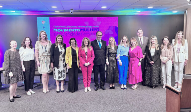 Leia mais sobre o artigo Juíza Marciane Bonzanini participa de Seminário no TJRS (04/11/2025)