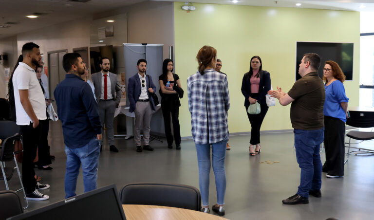Leia mais sobre o artigo Justiça Federal recebe alunos de graduação do curso de Direito da Anhanguera (12/11/2025)