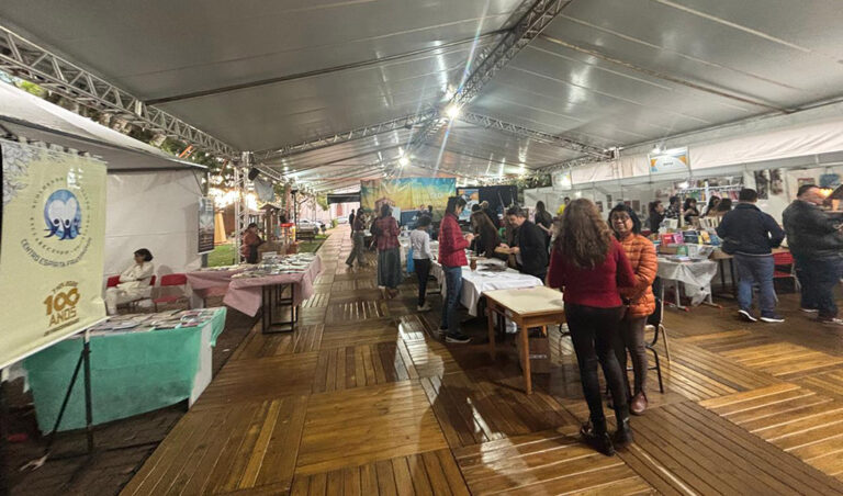 Leia mais sobre o artigo Justiça Federal participa de Feira do Livro de Cruz Alta (13/11/2025)