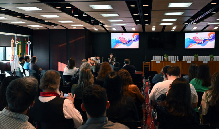 Leia mais sobre o artigo Justiça Federal homenageia magistrados, servidores e terceirizados (11/11/2025)