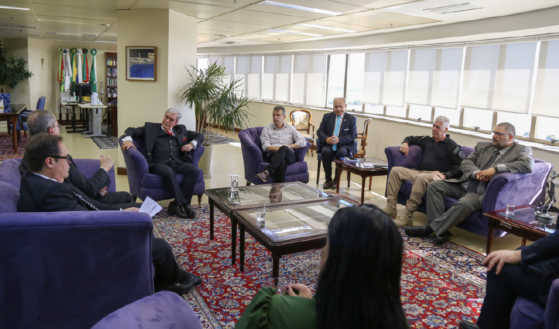 No momento, você está visualizando TRF4 recebe visita de dirigentes da Associação Nacional dos Agentes de Polícia do Poder Judiciário (05/12/2025)