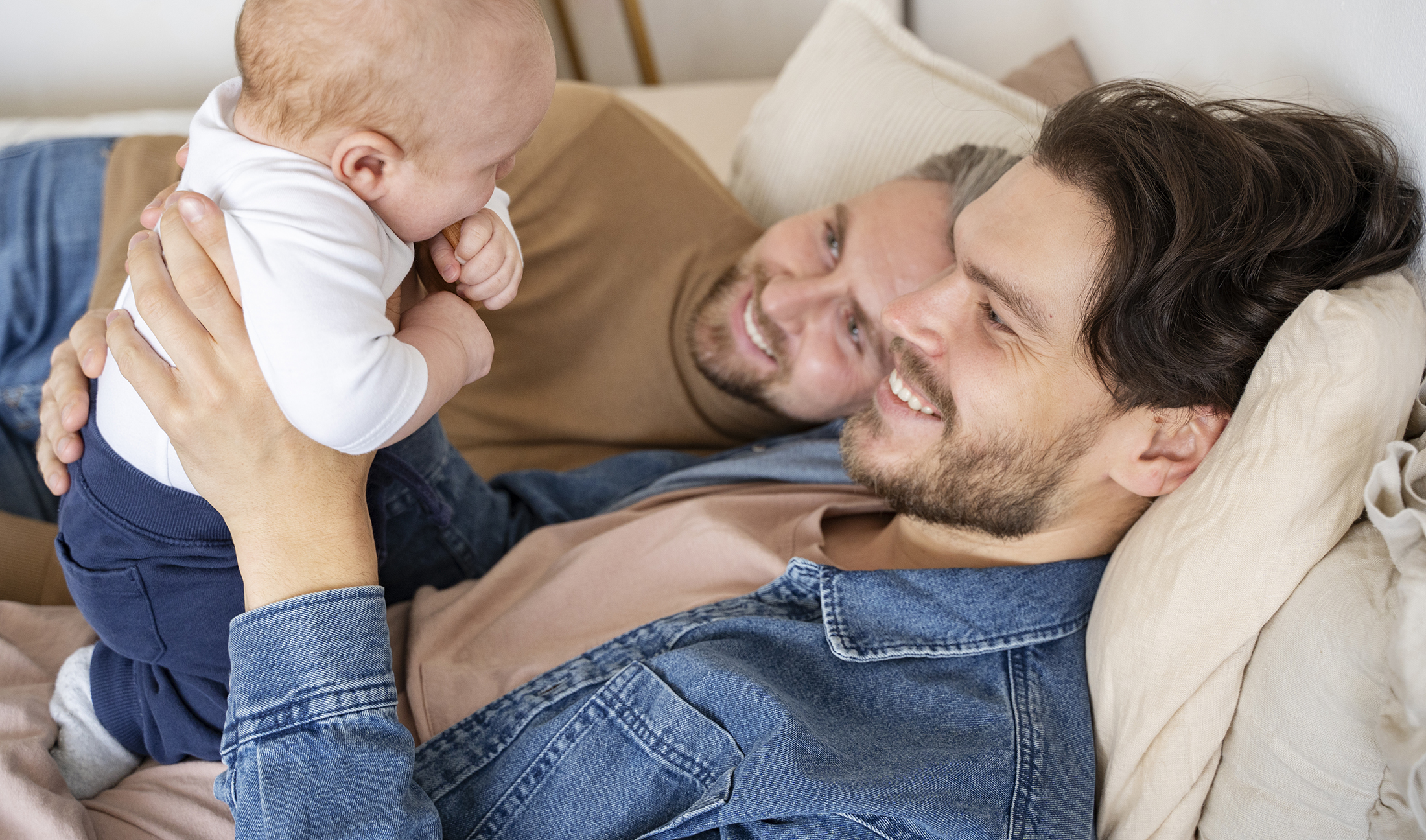 No momento, você está visualizando Pai de bebê concebido por meio de “barriga de aluguel” garante recebimento de salário-maternidade (18/12/2025)
