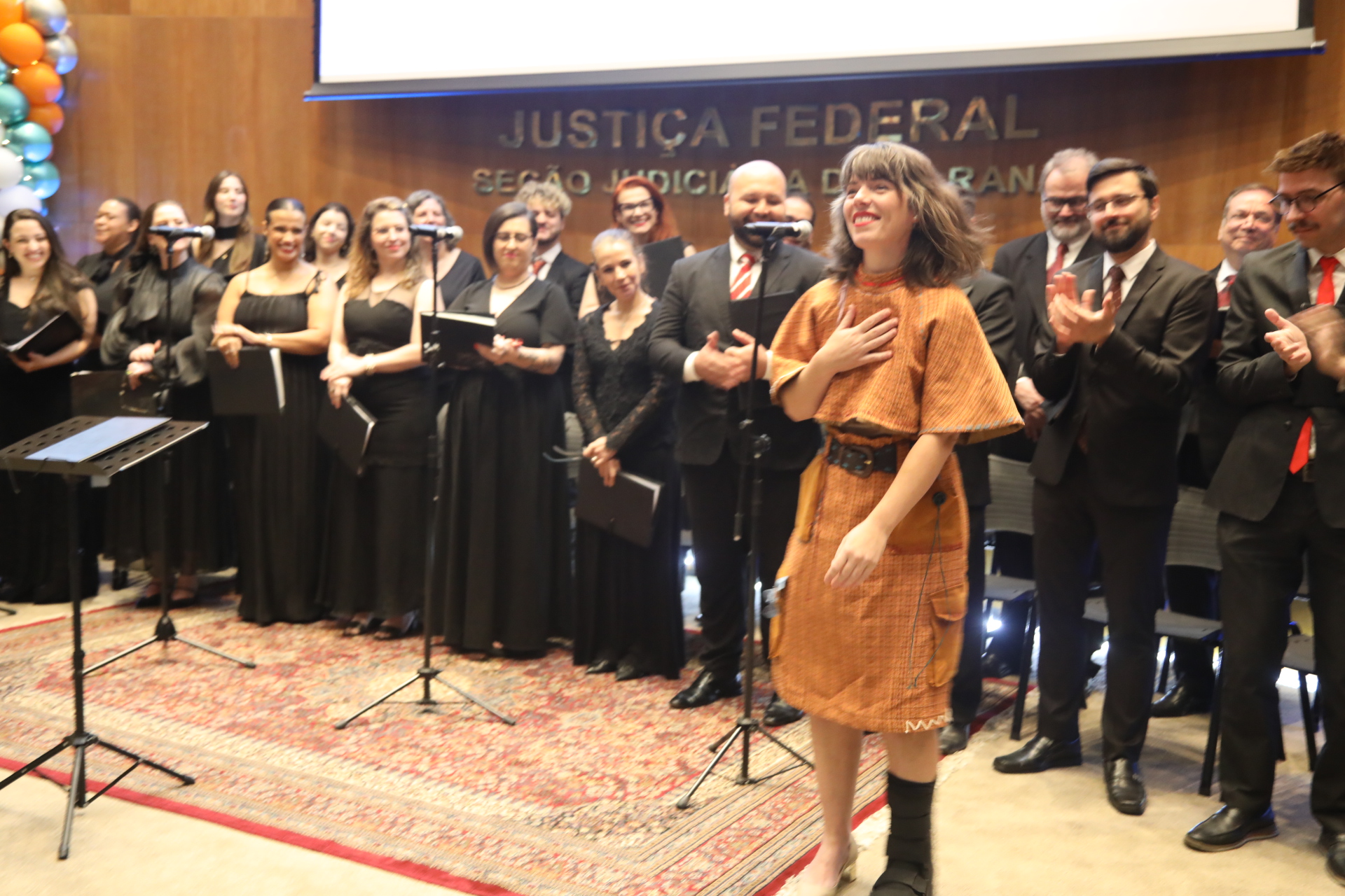 No momento, você está visualizando Emoção, arte e solidariedade marcam encerramento das atividades de 2025 na SJPR (22/12/2025)