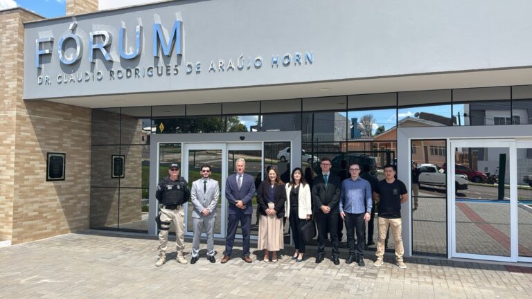 Leia mais sobre o artigo Diretor do Foro visita Fórum da Comarca de São Lourenço do Oeste (20/02/2026)