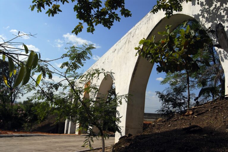 Leia mais sobre o artigo Biguaçu deve prevenir danos ao Aqueduto de São Miguel causados pela passagem de veículos altos (16/03/2026)