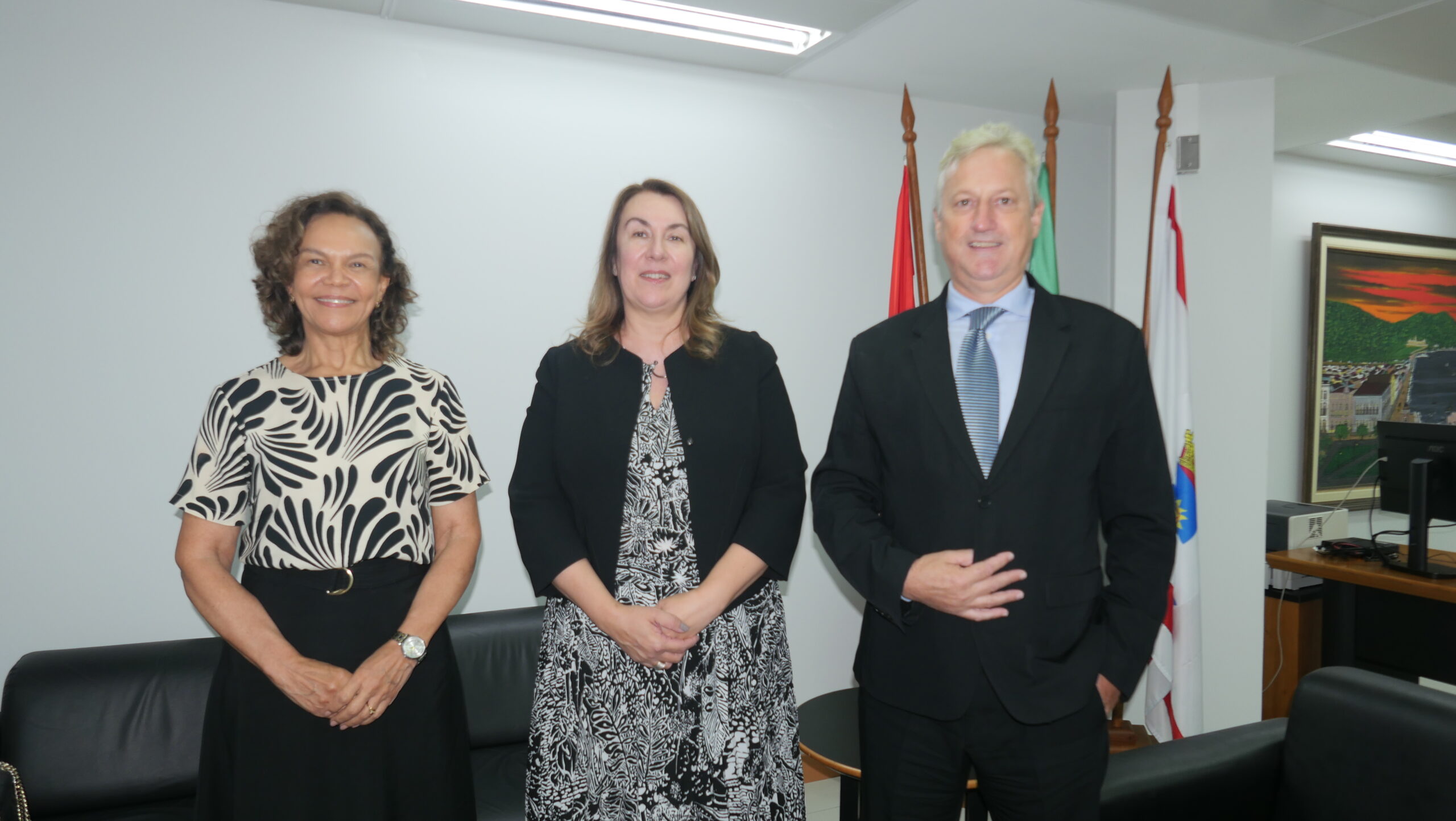 No momento, você está visualizando Presidente do TRT12 visita a sede da JFSC (02/03/2026)