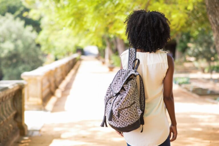 Leia mais sobre o artigo Filha de vítima de feminicídio garante recebimento de pensão especial (17/03/2026)