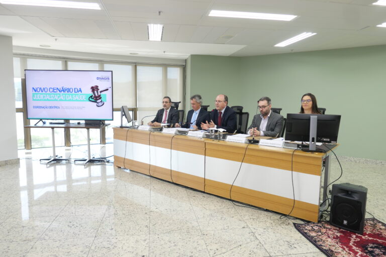 Leia mais sobre o artigo Novo Cenário da Judicialização da Saúde é tema de curso da Emagis (15/04/2026)