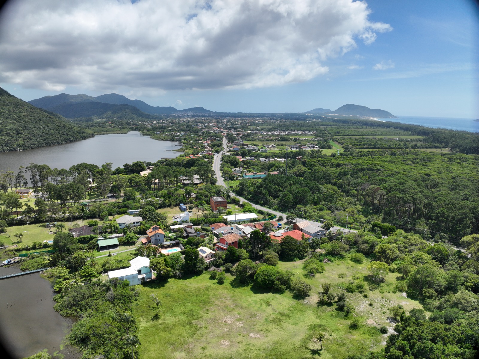 No momento, você está visualizando Audiência pública da Justiça Federal busca solução estrutural para processos sobre a Lagoa da Conceição (09/04/2026)