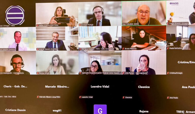 Leia mais sobre o artigo Começa formação em IA na Justiça Federal da 4ª Região (06/04/2026)