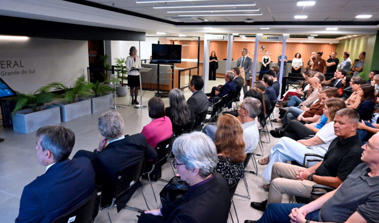 Leia mais sobre o artigo Nova Recepção da sede da Justiça Federal em Porto Alegre é inaugurada (07/04/2026)