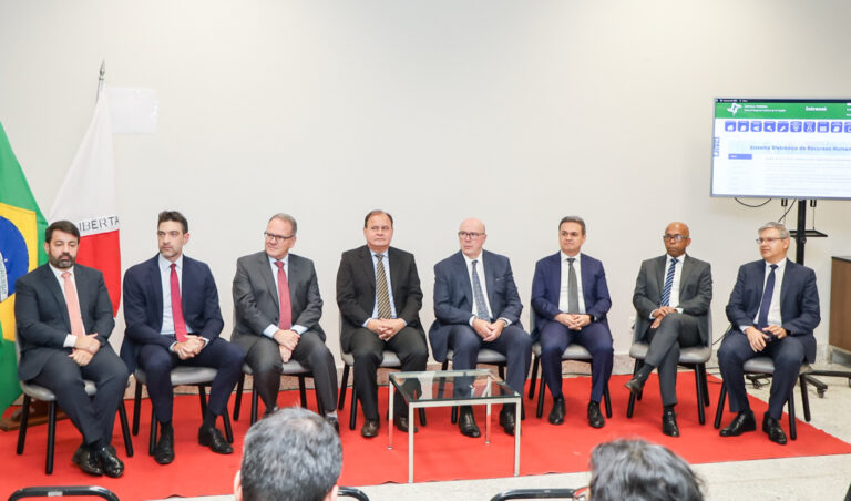 Leia mais sobre o artigo Justiça Federal da 6ª Região implanta Sistema Eletrônico de Recursos Humanos (03/07/2026)