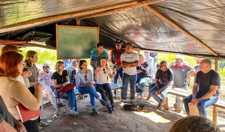 Leia mais sobre o artigo Comissão Regional de Soluções Fundiárias realiza visita técnica a ocupação indígena Xetá, no Paraná (06/07/2026)