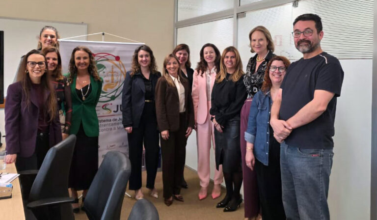 Leia mais sobre o artigo Ouvidoria da Mulher da JFRS integra reunião da Redesjus (05/10/2026)